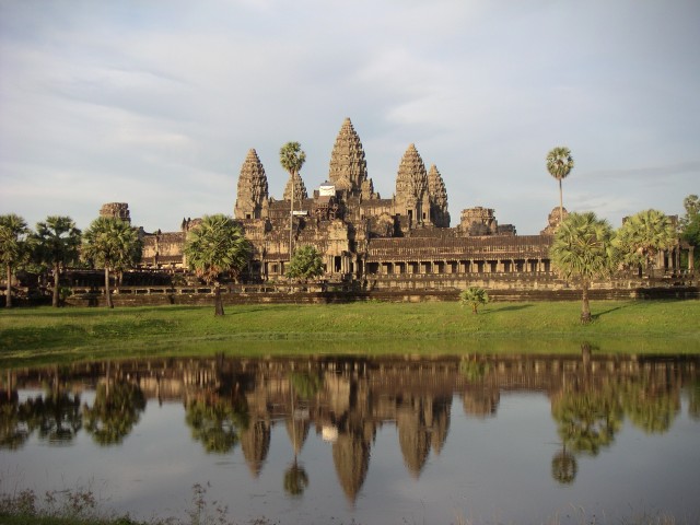 Camboya: Siem Reap y Phnom Penh 2025